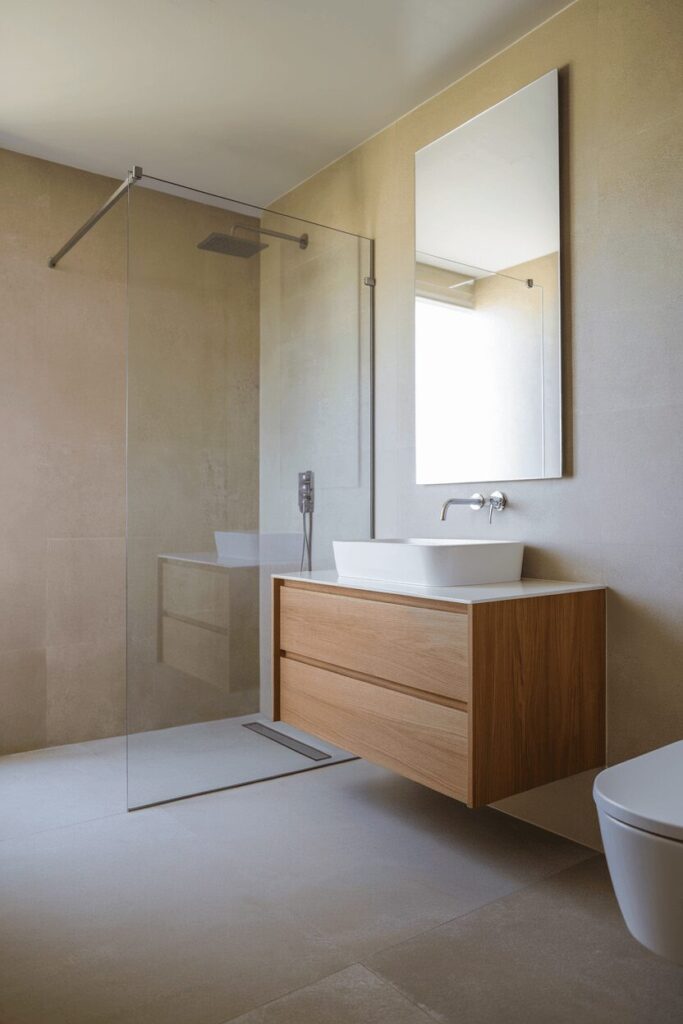 Keep Bathrooms Minimal